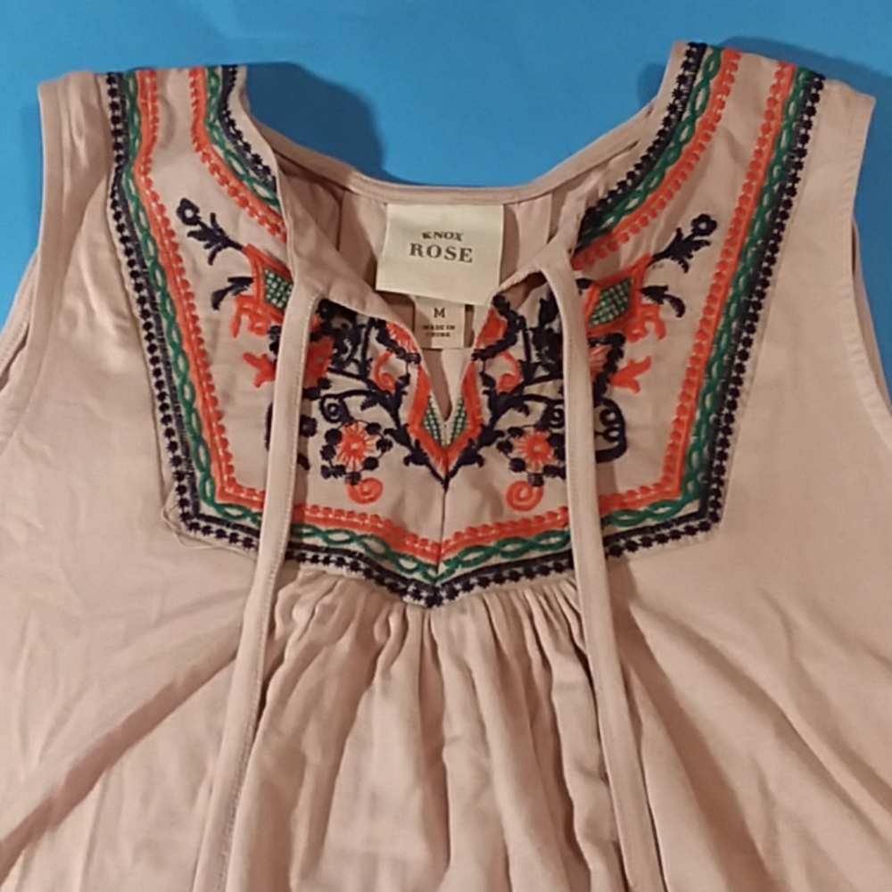Sleeveless top